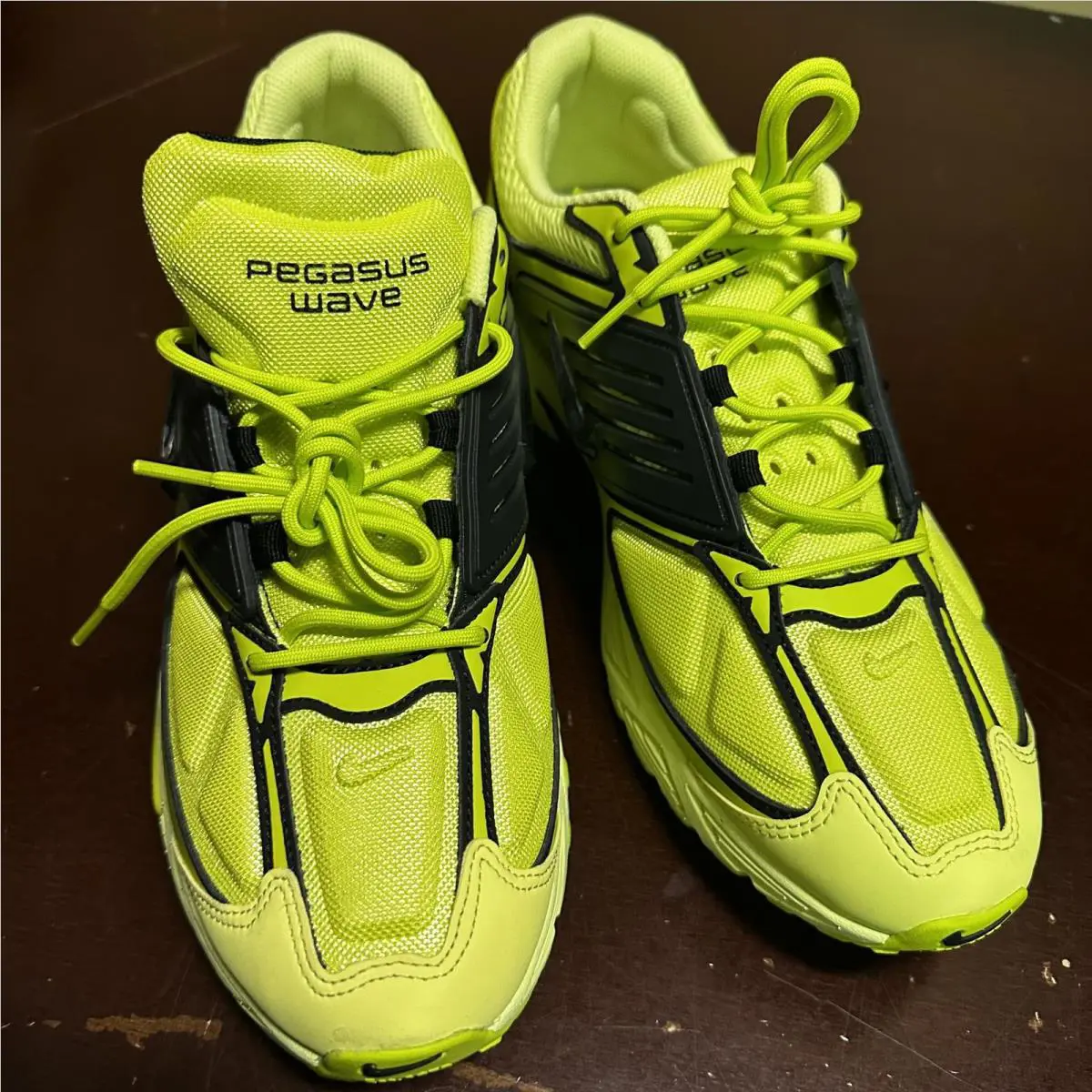 Nike shoes - Green 2
