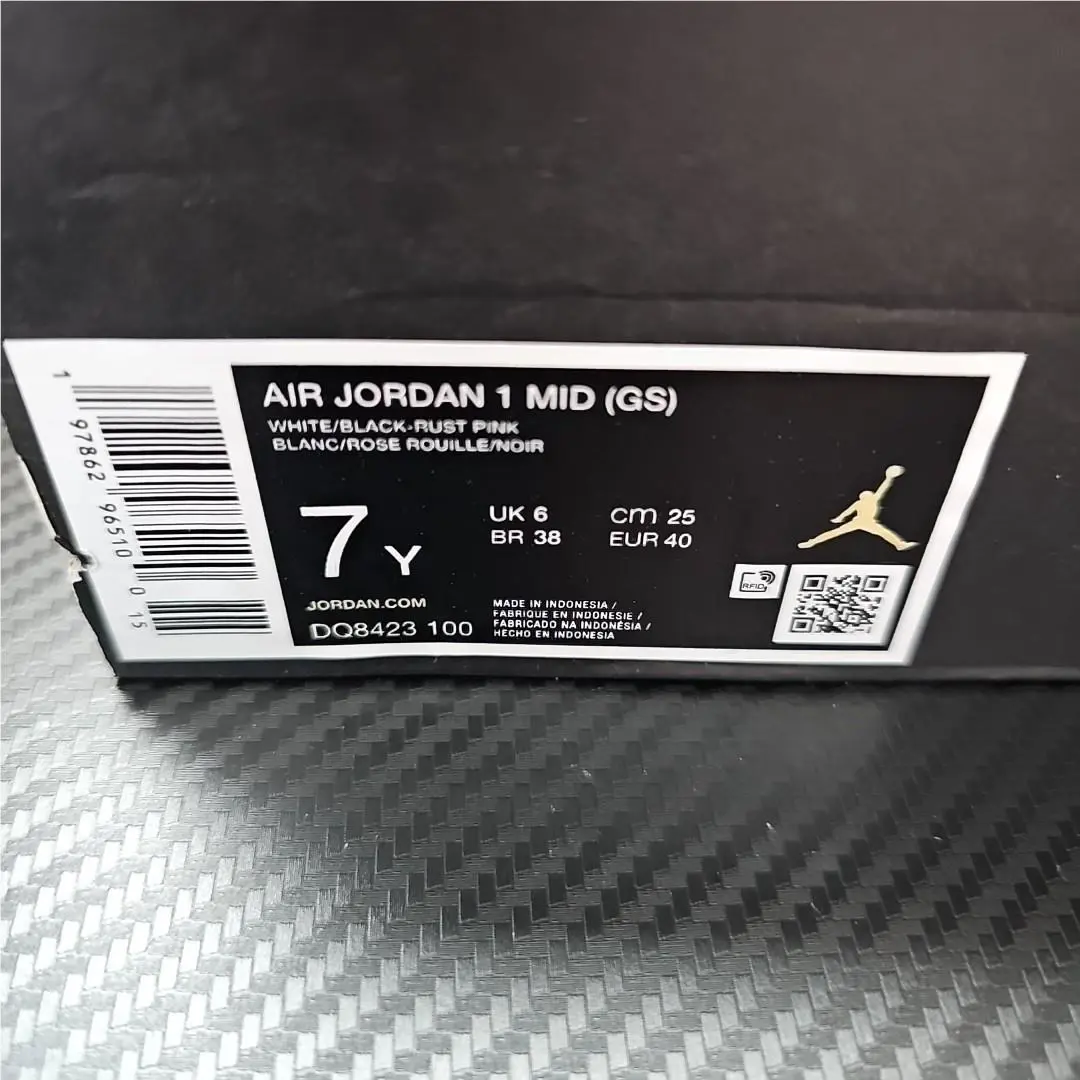 Nike shoes - Air Jordan 1 Mid - Air Mid - Pink 0