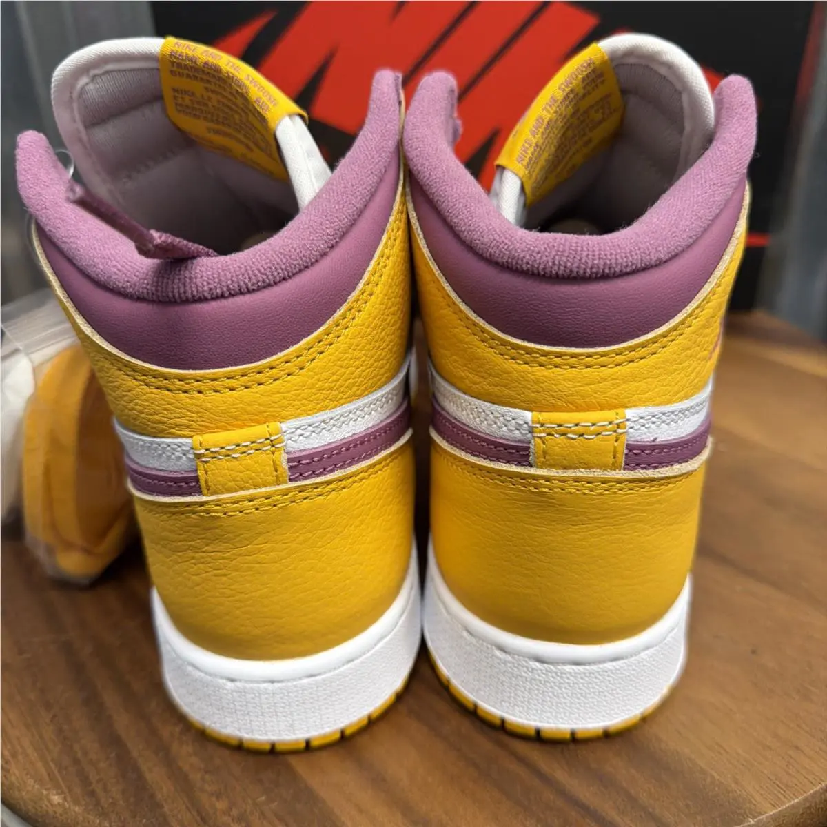 Nike shoes - Air Jordan 1 - Air - Multicolor 2