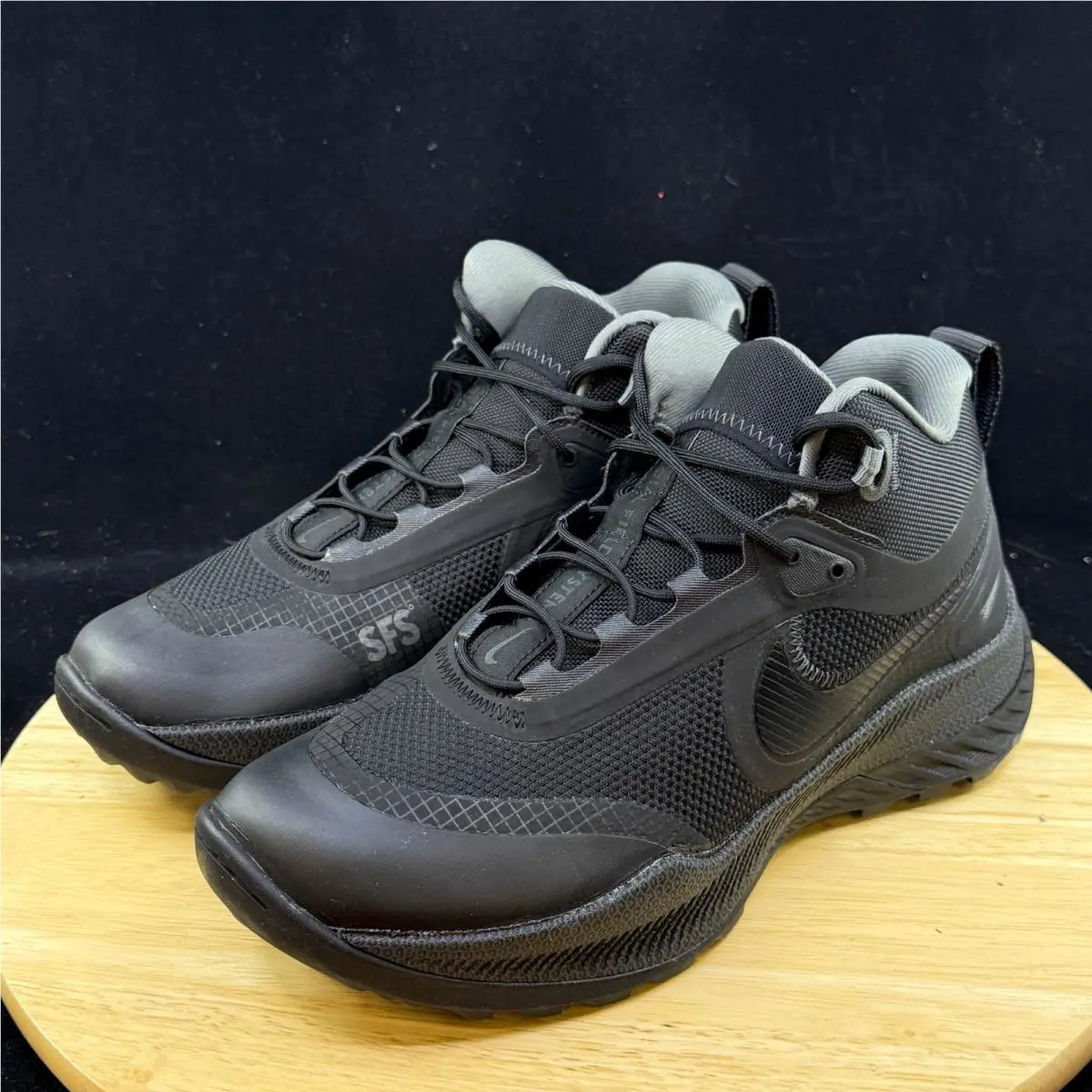 Nike shoes - Black 0
