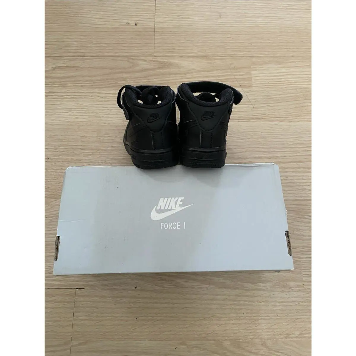 Nike shoes - Nike Air Force 1 - Air Force - Black 3