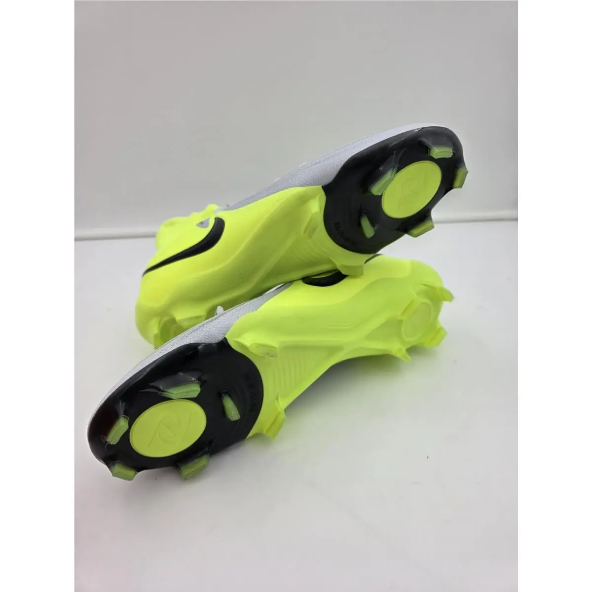 Nike shoes - Nike Phantom Luna - Phantom Luna - FJ2575-003 - Yellow (UPC: 197600835429) 4