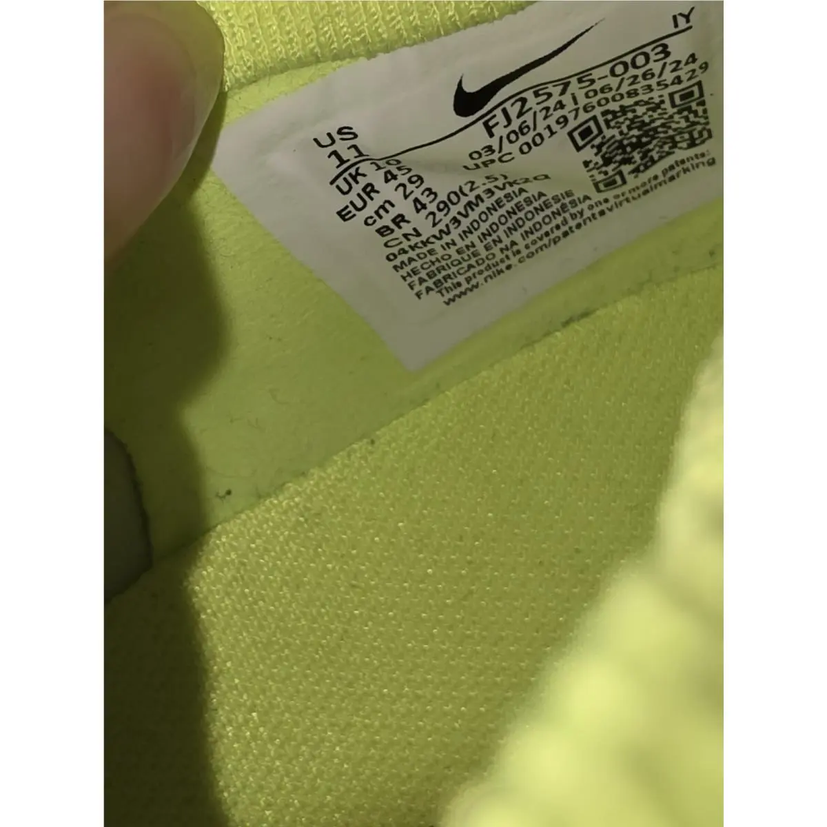 Nike shoes - Nike Phantom Luna - Phantom Luna - FJ2575-003 - Yellow (UPC: 197600835429) 5