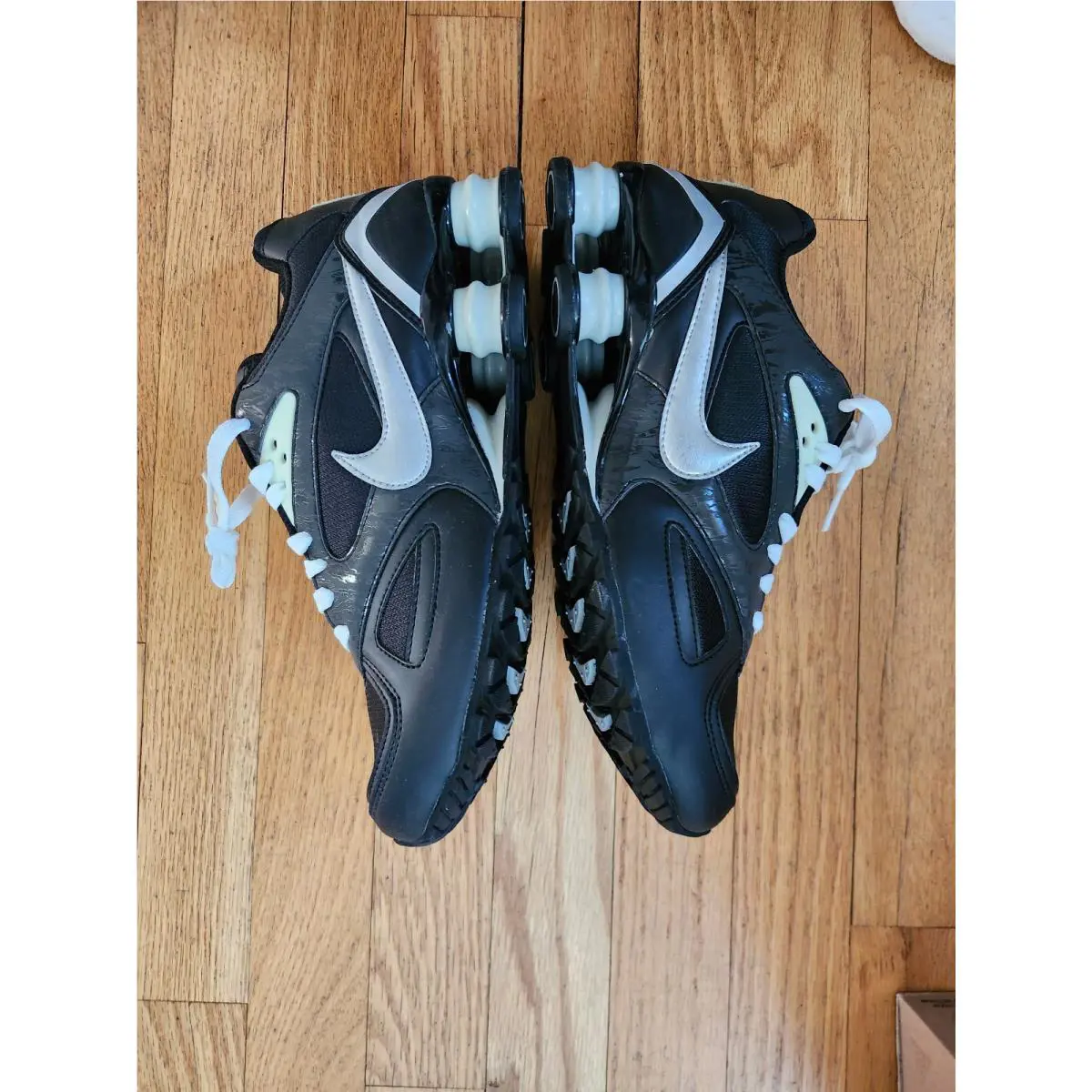 Nike shoes - Black 2