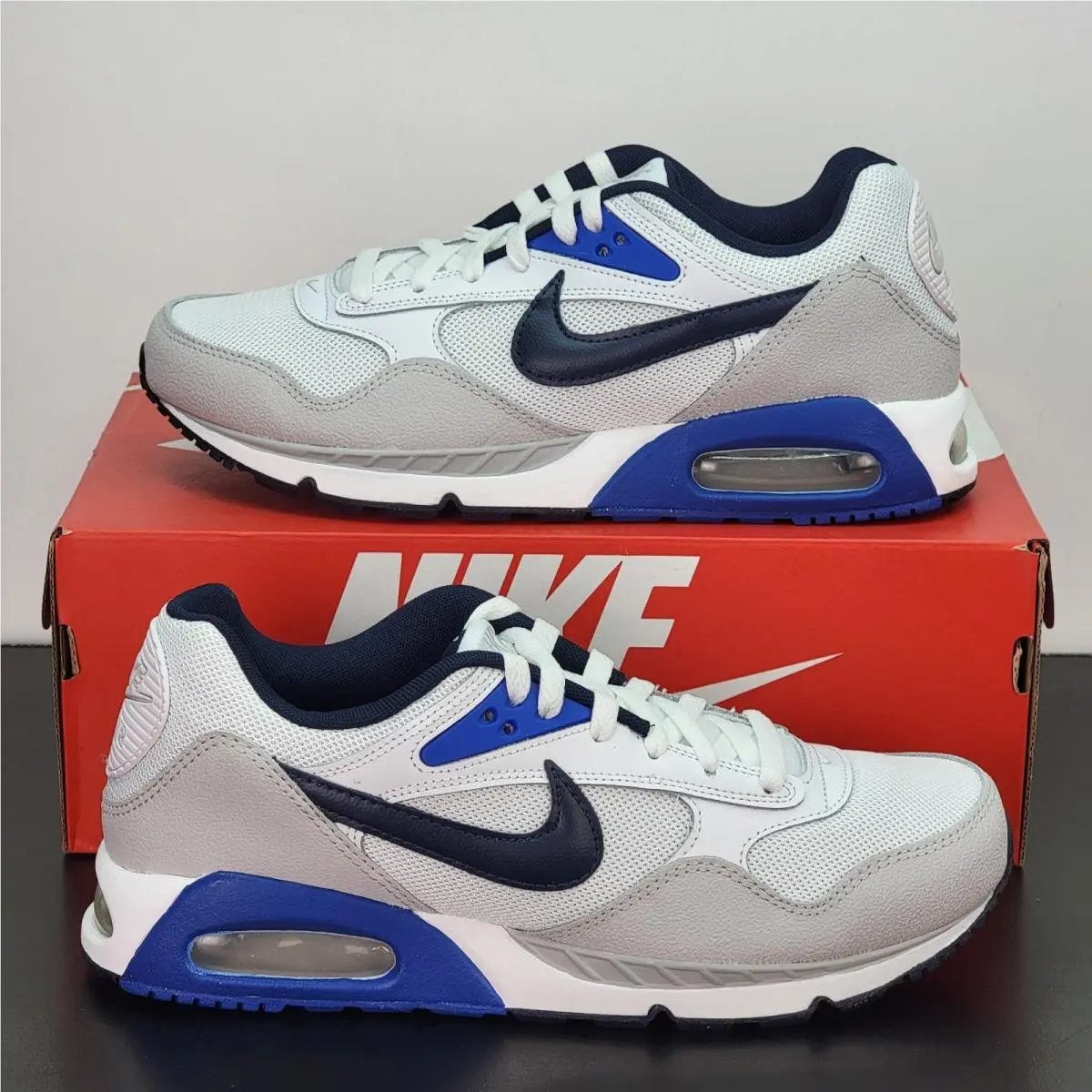 Nike Air Max Correlate Men`s Size 10 Athletic Shoes White Blue Footwear Sneakers