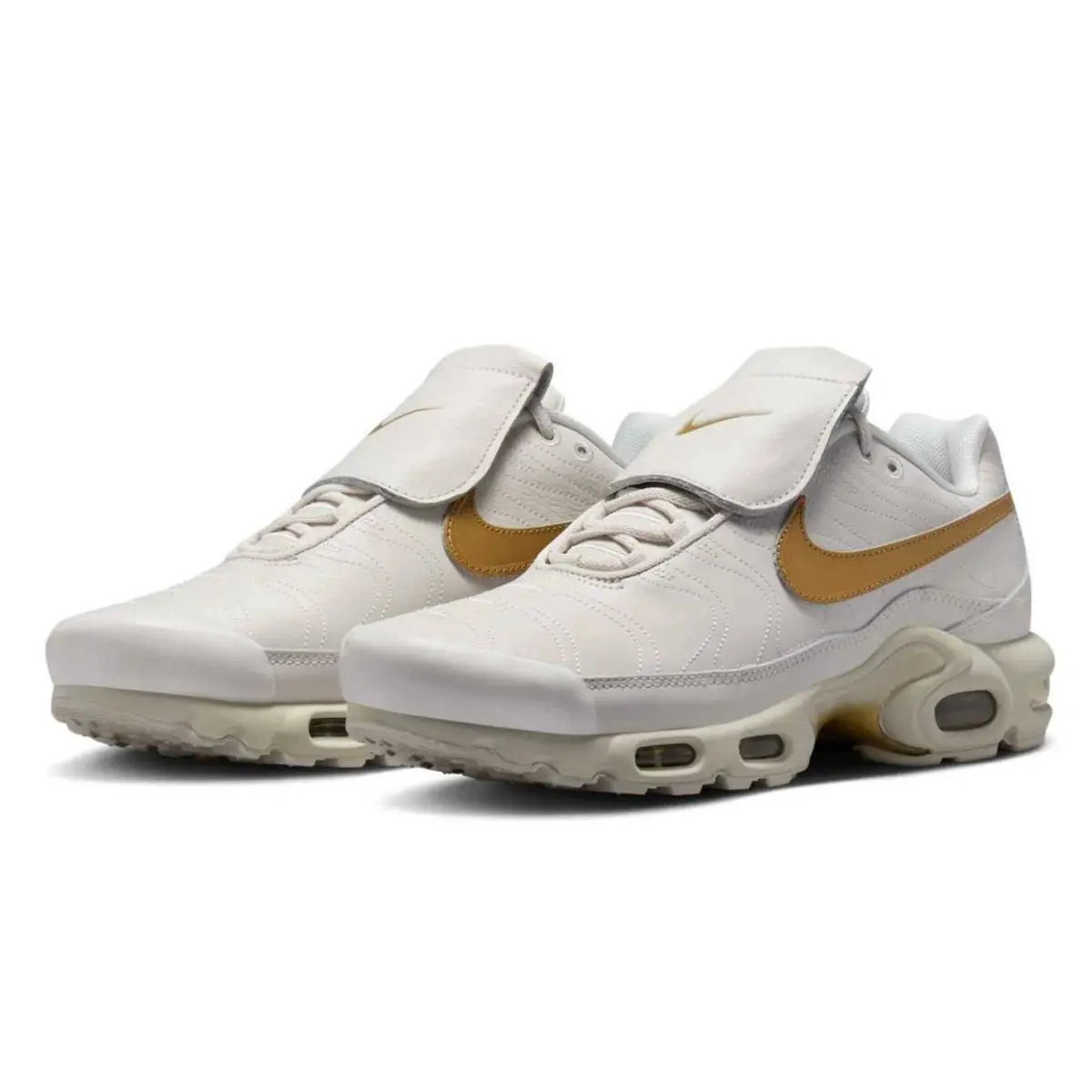 Sz 6.5 - Nike Air Max Plus Tiempo `phantom Metallic Gold` - White