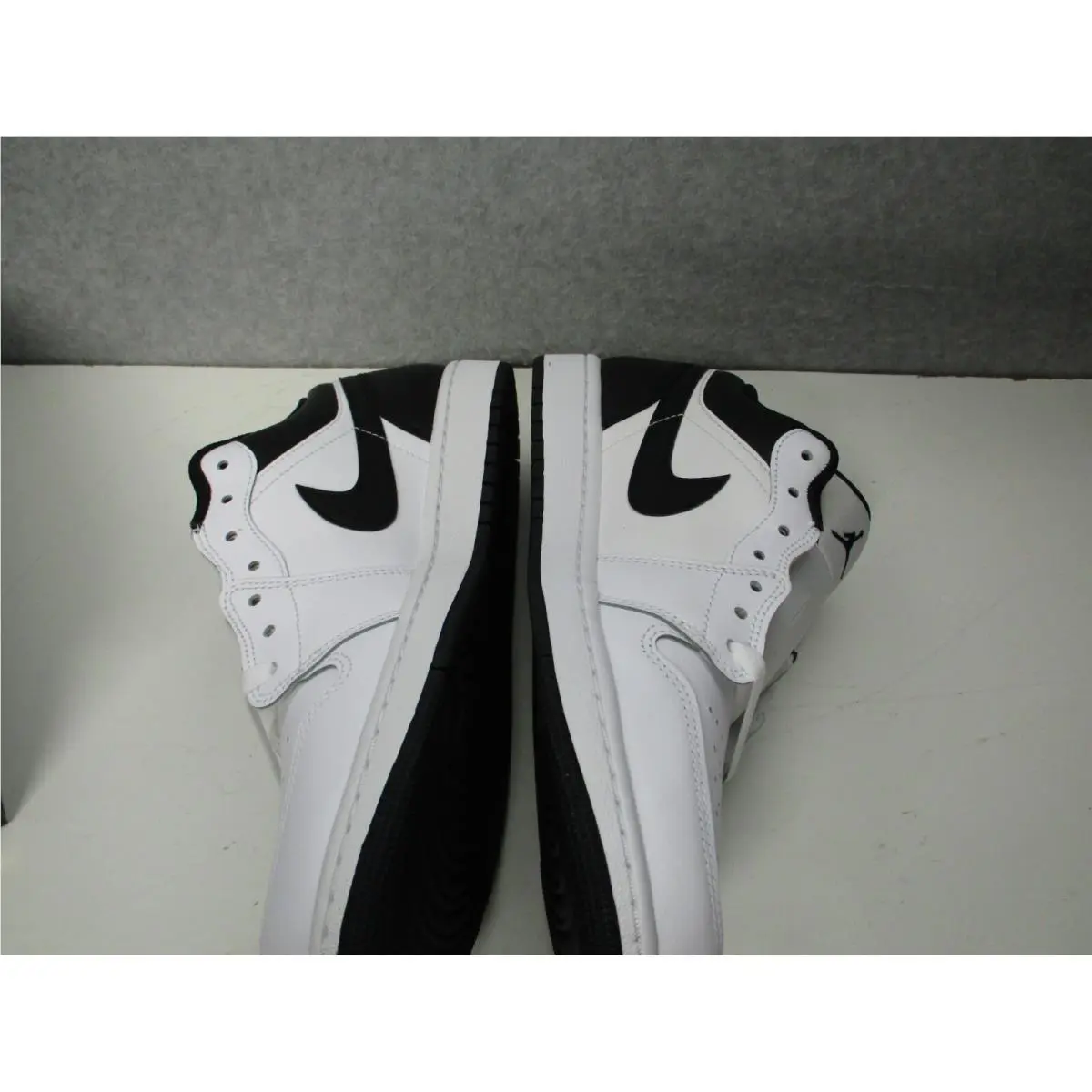 Nike shoes - Nike Air Jordan 1 - Air - White 1