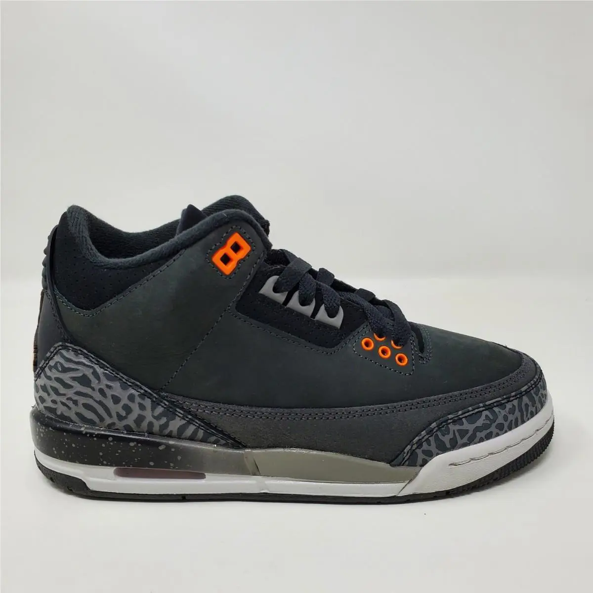 Nike shoes - Nike Air Jordan 3 - Air - Black 2