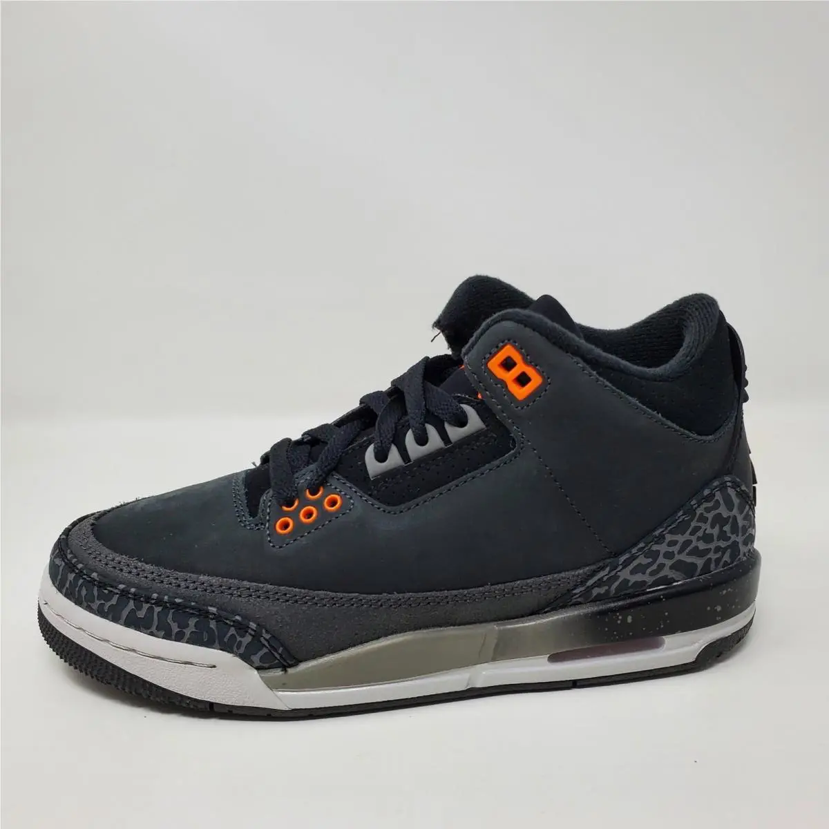 Nike shoes - Nike Air Jordan 3 - Air - Black 3
