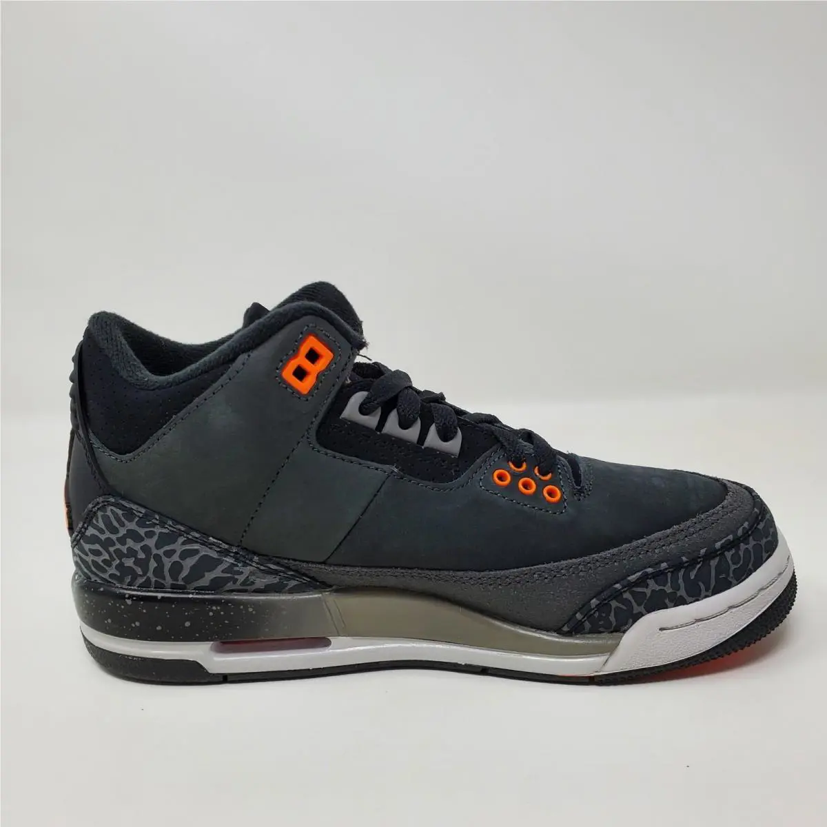 Nike shoes - Nike Air Jordan 3 - Air - Black 4