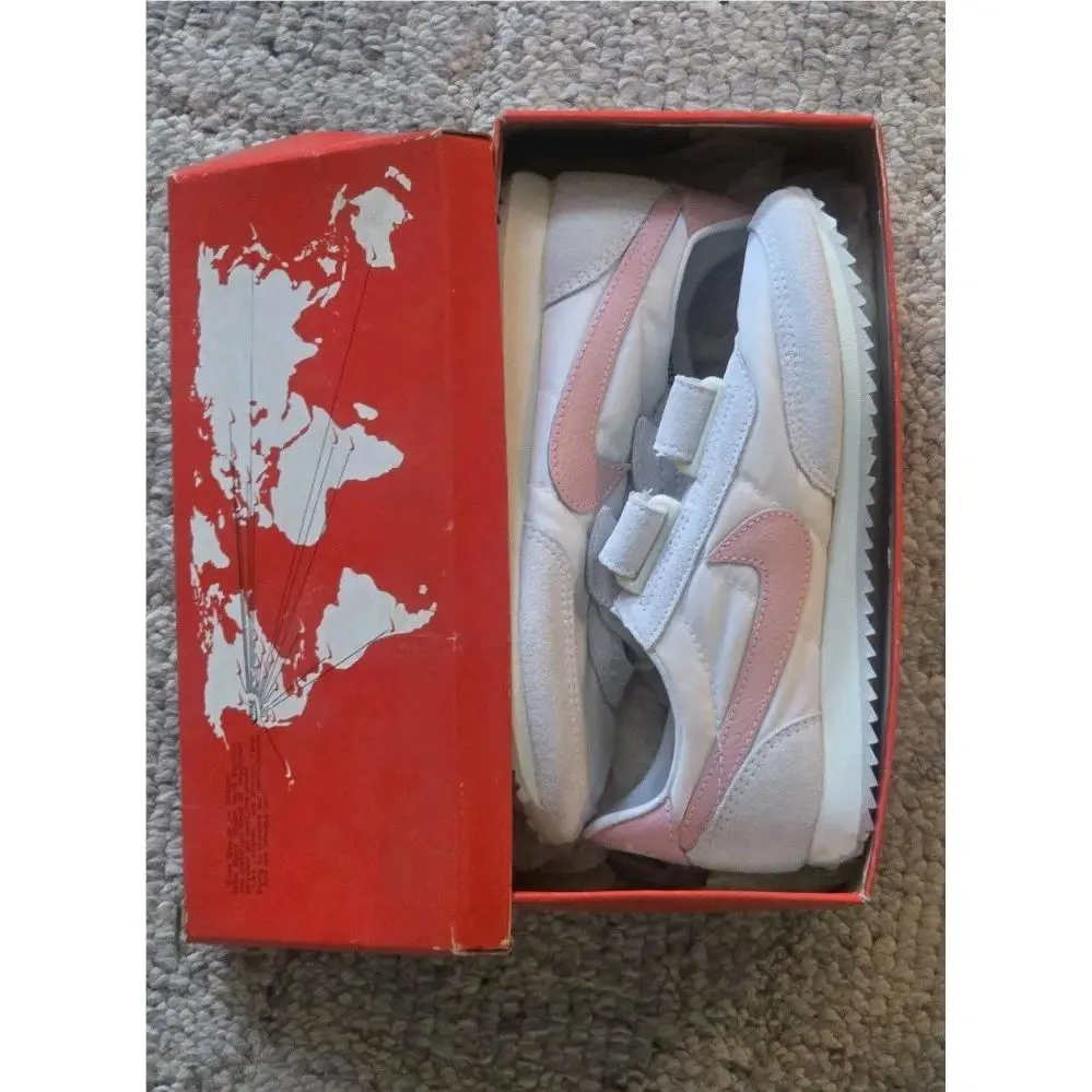 Nike shoes - White / Pink 0