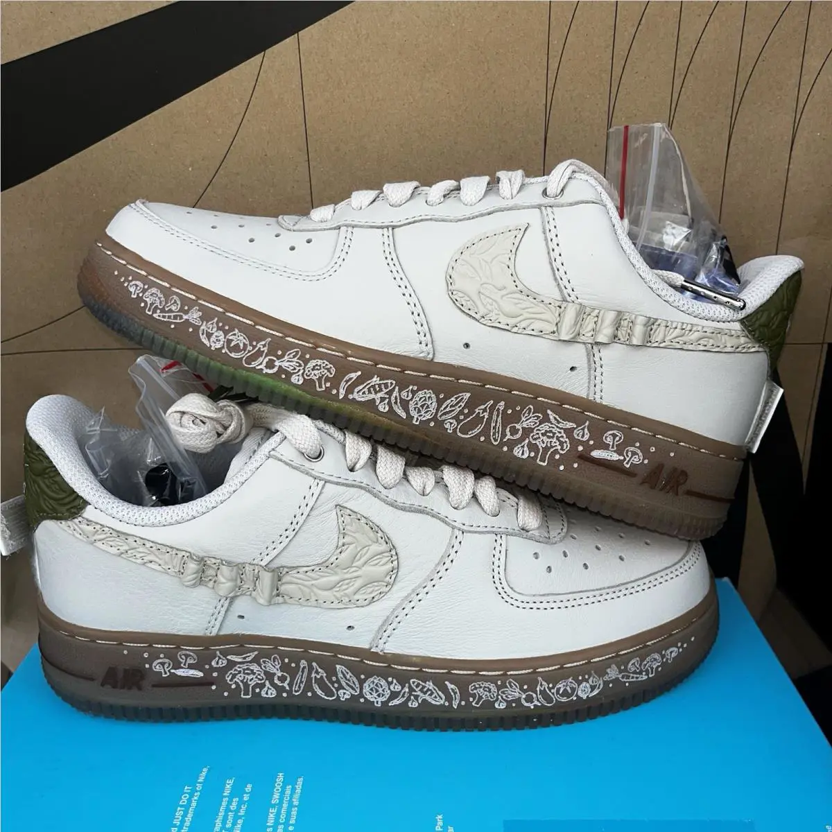 Nike shoes - Nike Air Force 1 - Air Force - Brown 0