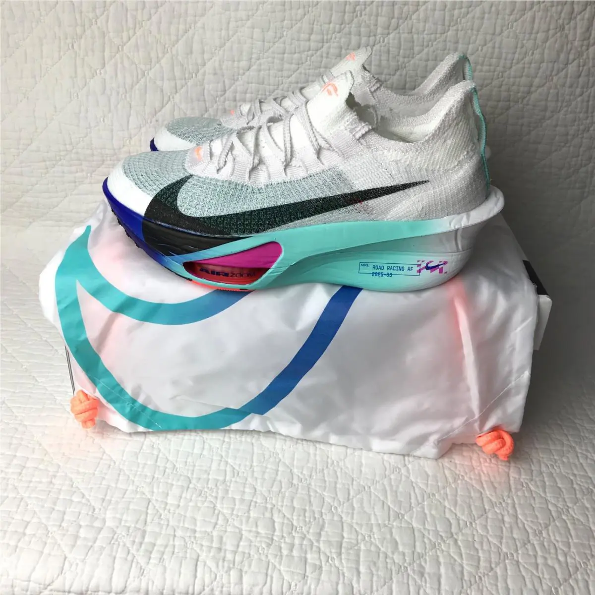 Nike shoes - Nike Air Zoom Alphafly NEXT% 3 - FD8311 104 - White 9