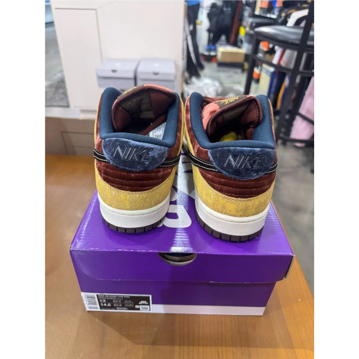 Nike shoes - Nike SB Dunk - Dunk - Gold 1