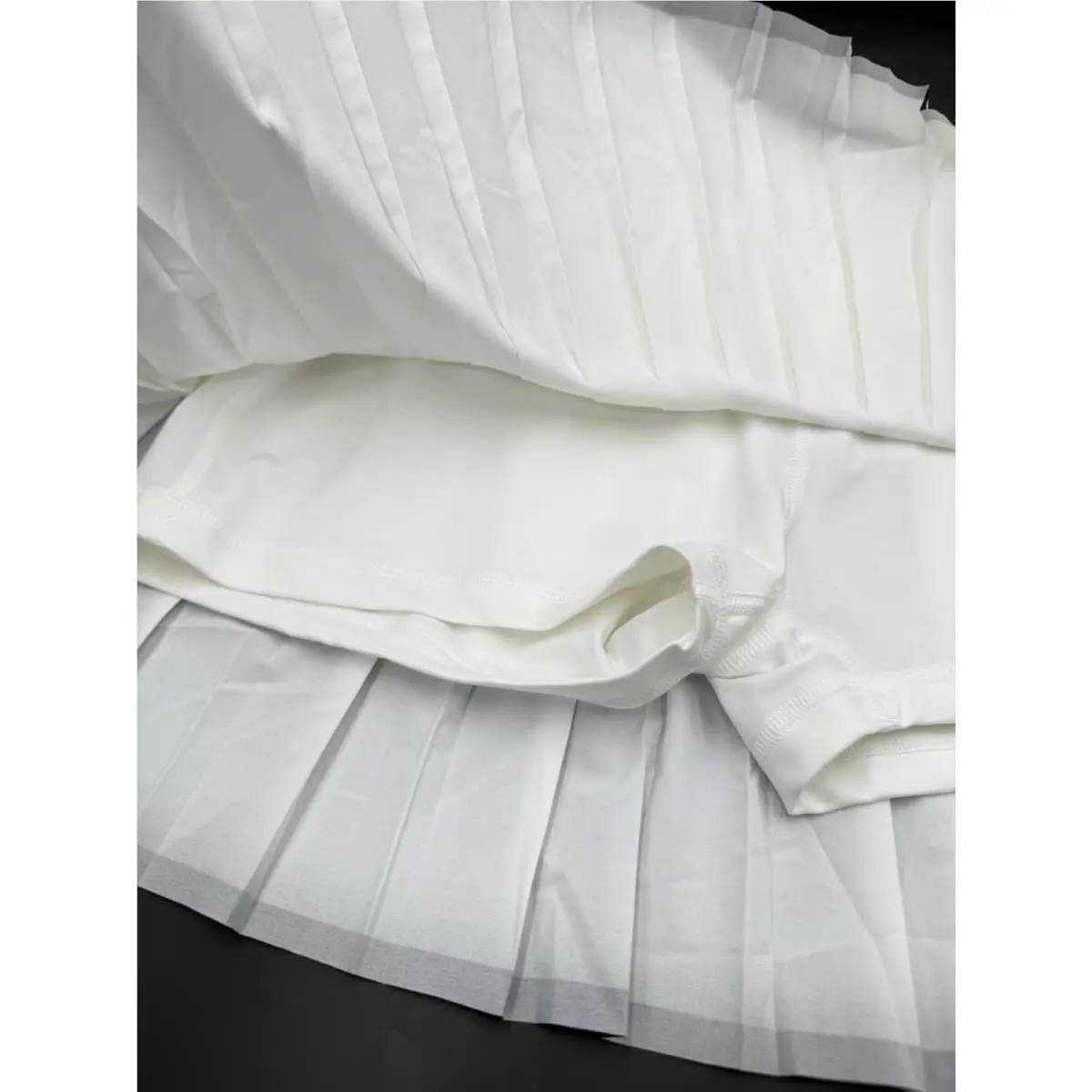 Nike clothing - White 3