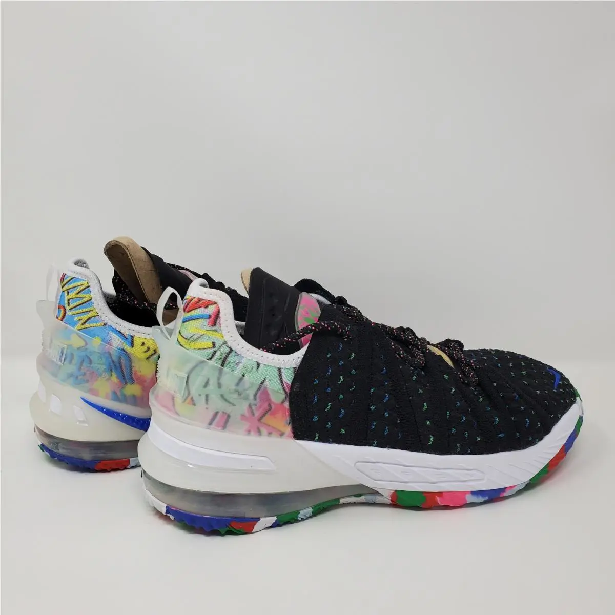 Nike shoes - Nike LeBron 18 - LeBron - Black 5