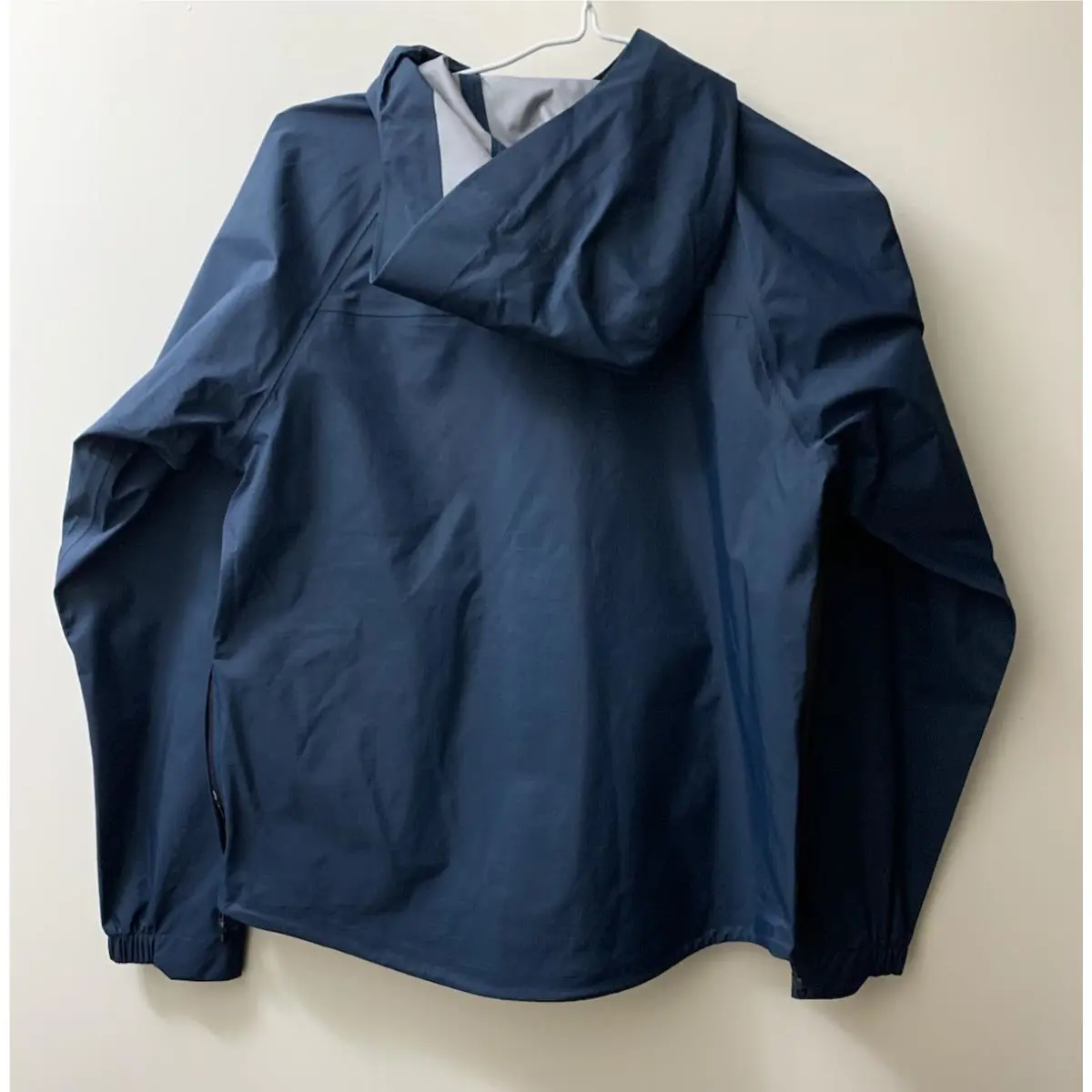 Nike clothing - Green (UPC: 0197600397033) 8