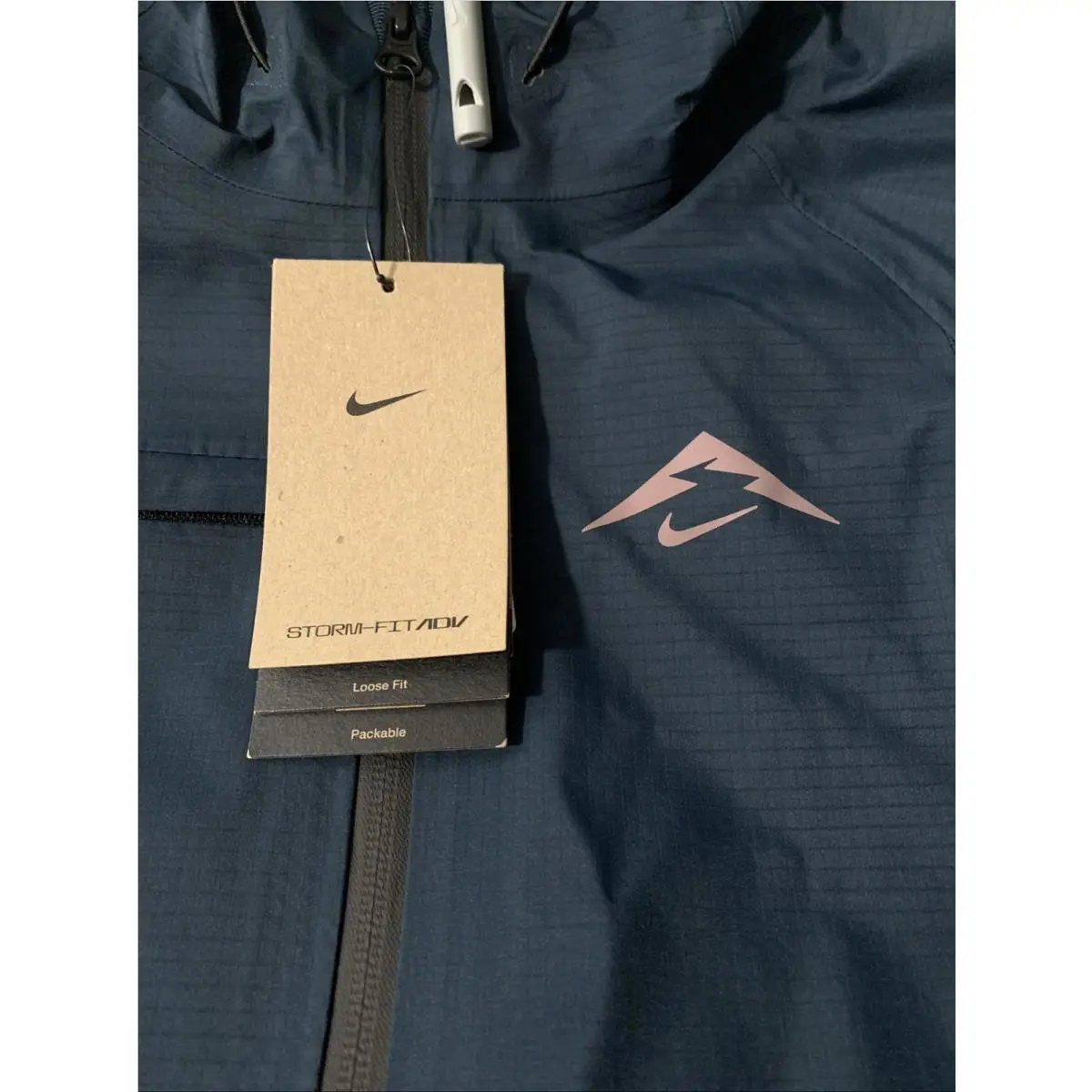 Nike clothing - Green (UPC: 0197600397033) 13