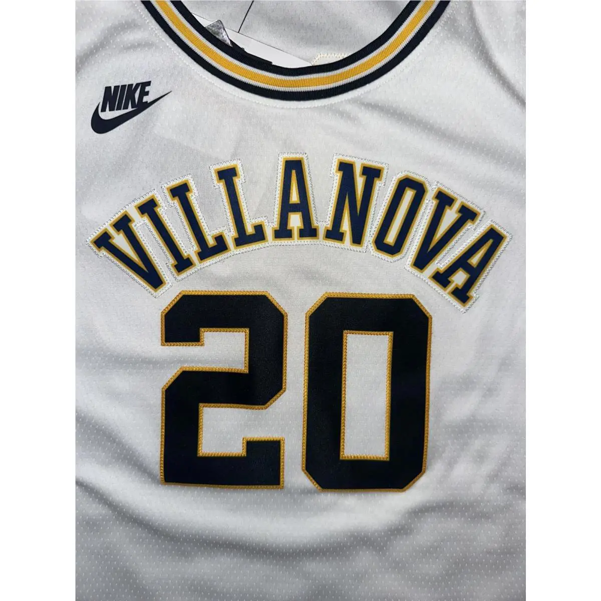 Nike clothing - White 1