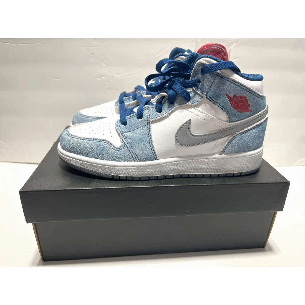 Nike shoes - Air Jordan 1 Mid SE - DR6235-401 - Blue 3