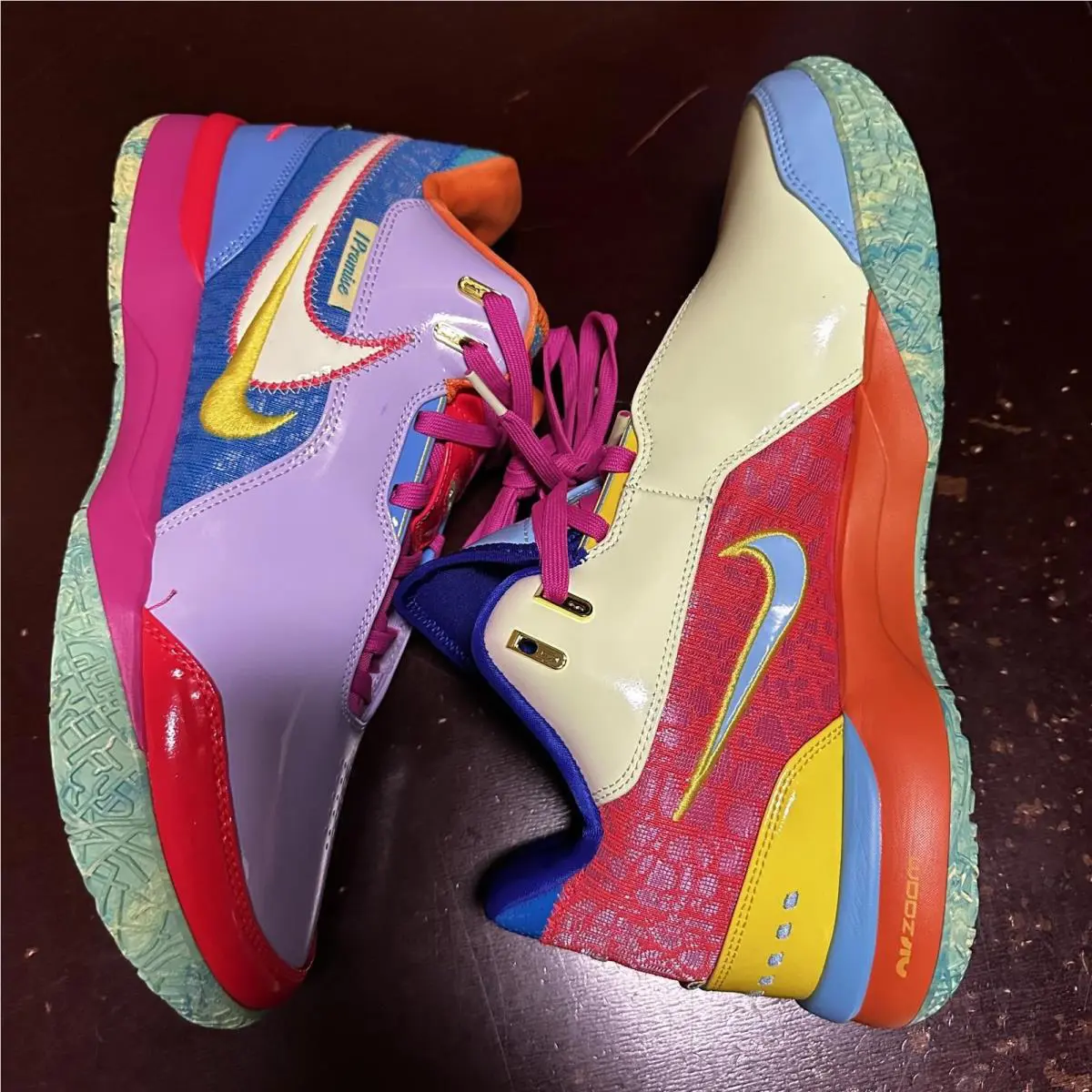 Nike shoes - Multicolor 1