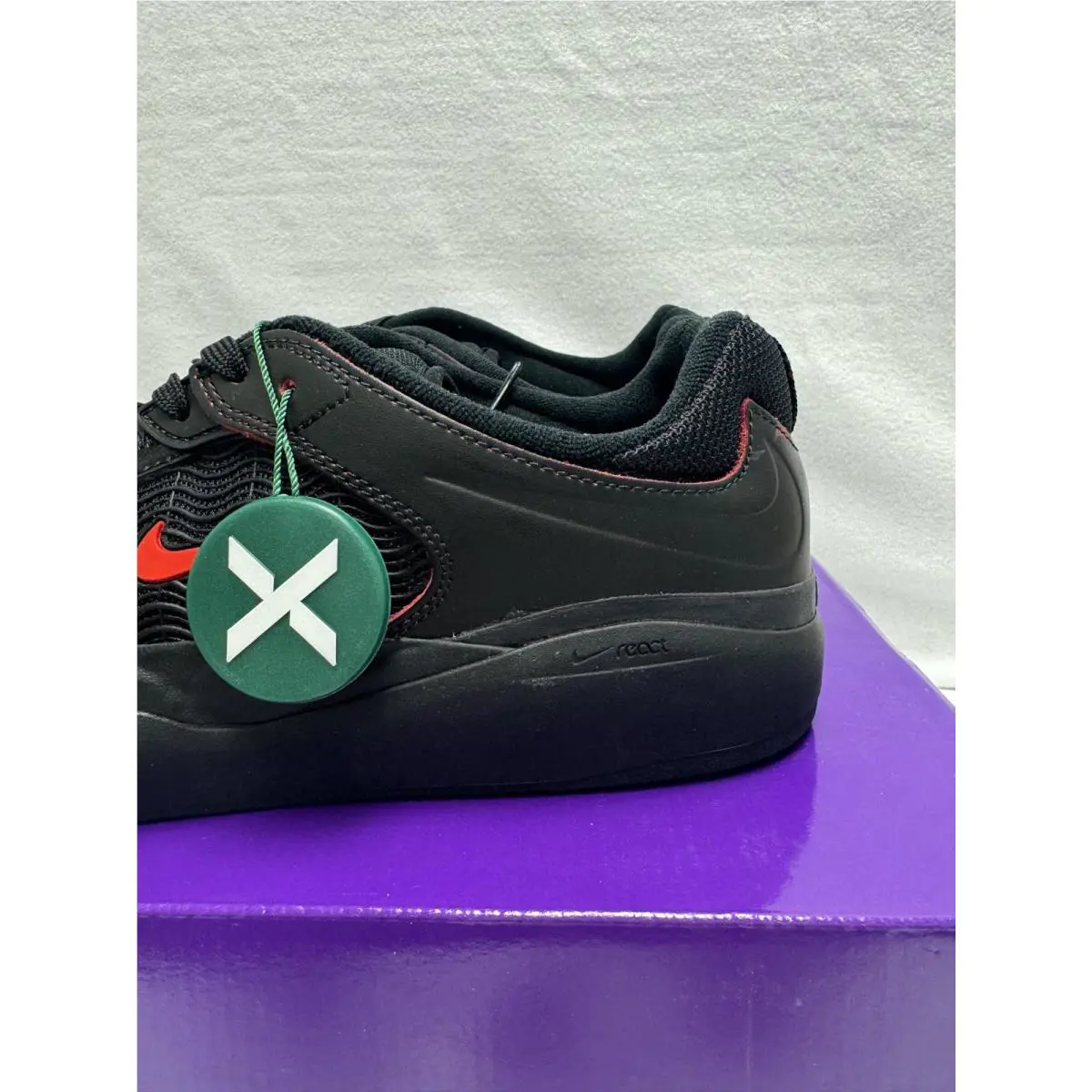 Nike shoes - Nike Ishod Wair Premium SB - DV5473-001 - Black, Manufacturer: Black/Black/Black/University Red 7