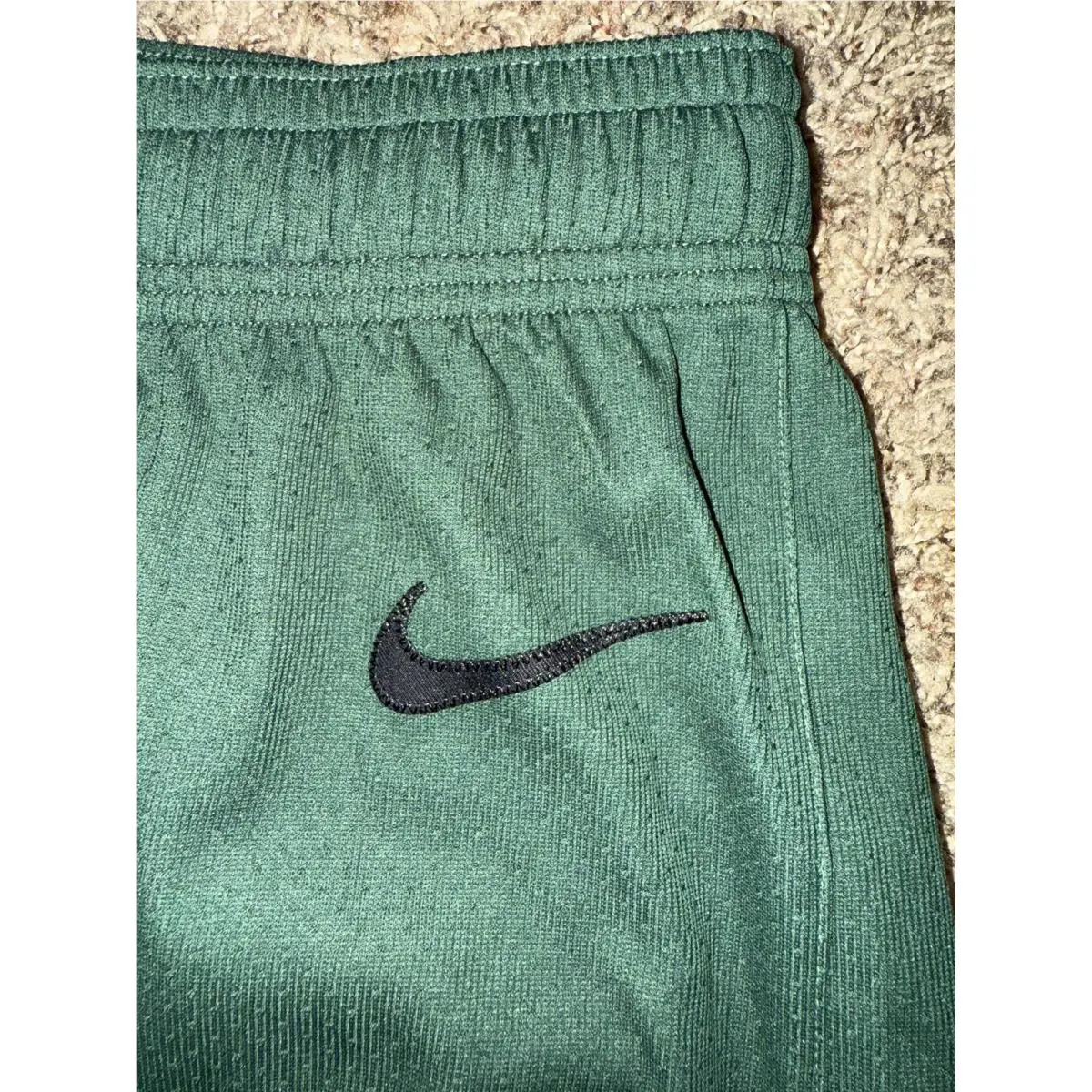 Nike clothing - NA - Green 1