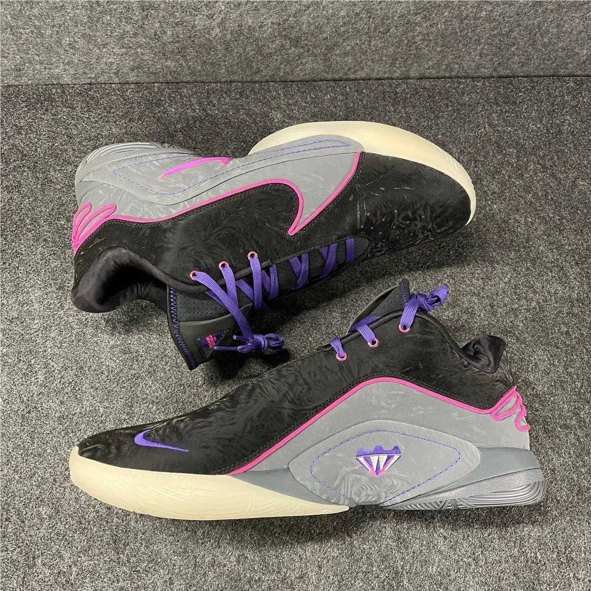 Nike shoes - VS182148 - vs-182148 - Multicolor (UPC: 197859708246) 0