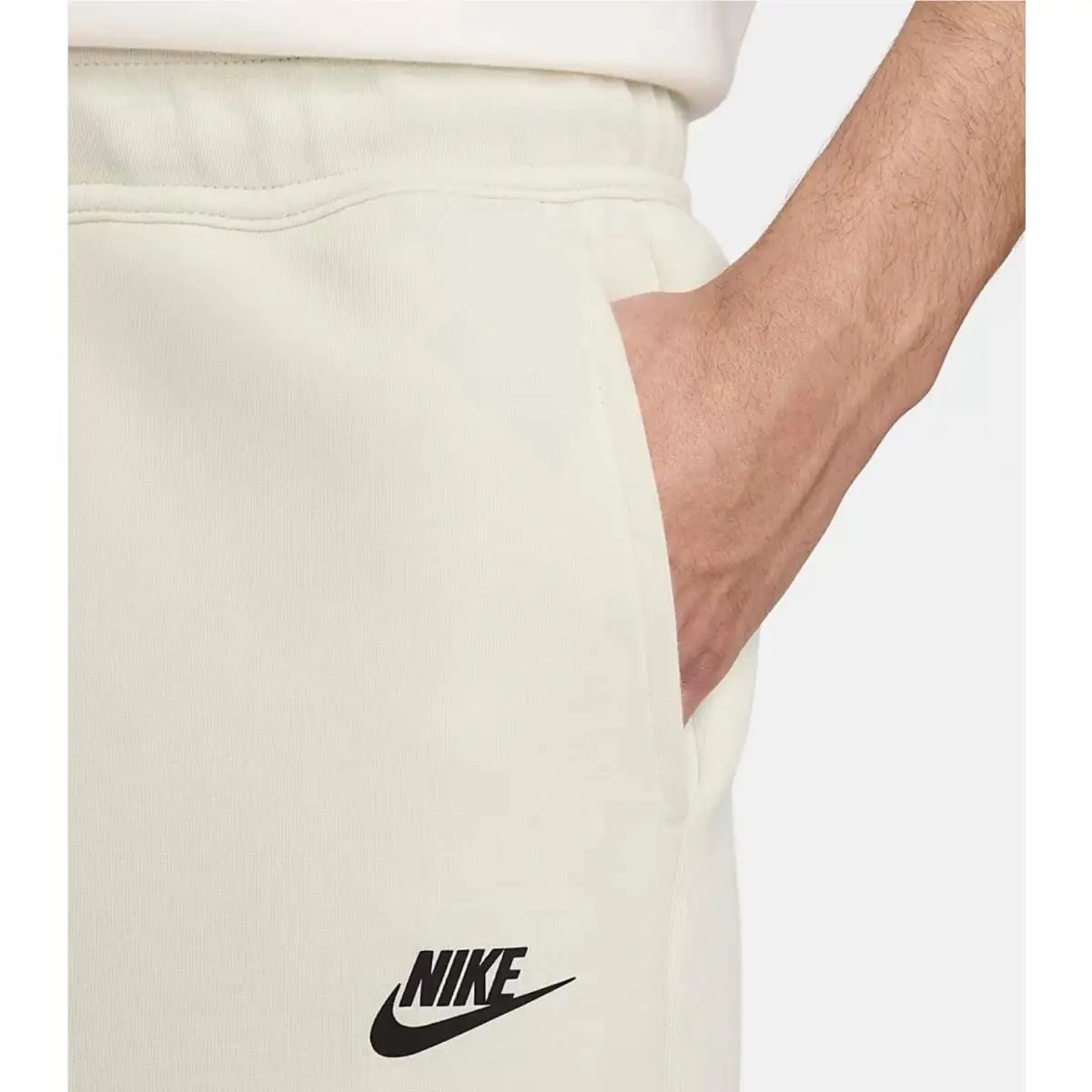 Nike clothing - Black 8