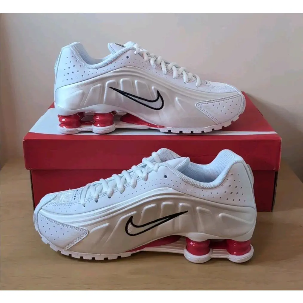 Nike shoes - Nike Shox R4 - Shox - White 0