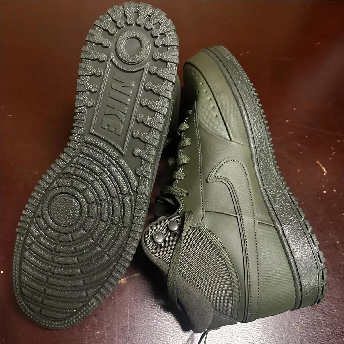 Nike shoes - Green 1
