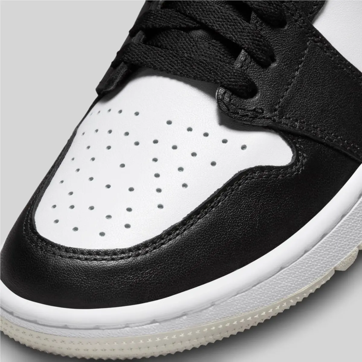 Nike shoes - Nike Air Jordan 1 - Air - DD9315-108 - Black 5