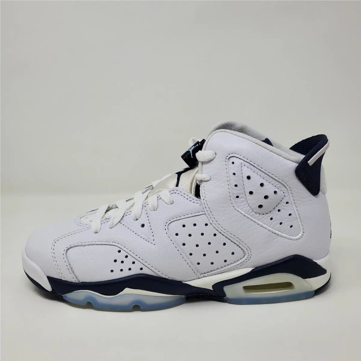 Nike shoes - Nike Air Jordan 6 Retro GS - White 3
