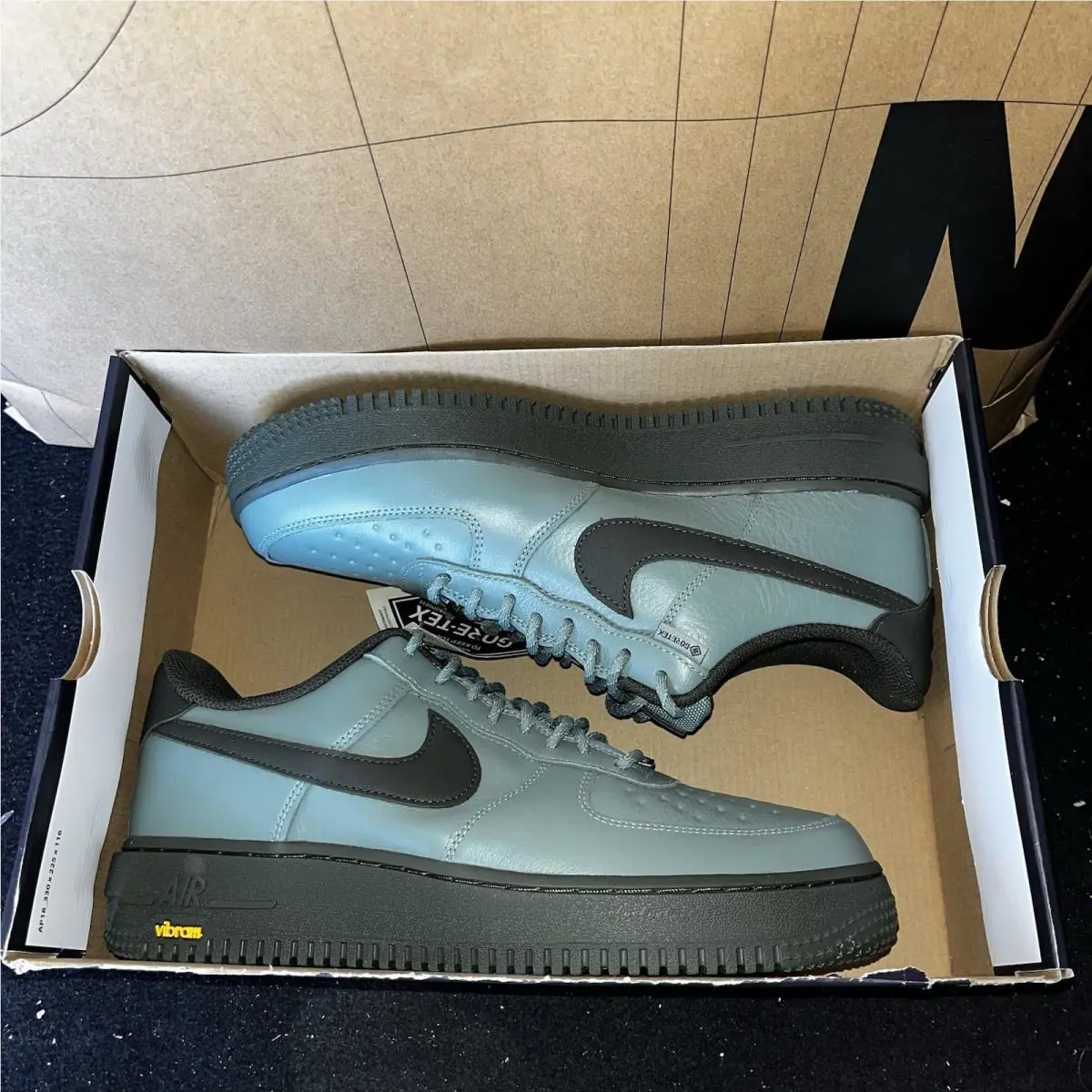Nike shoes - Air Force  Low GoreTex Vibram Clay Green Size  DS BRAND NEW - HV5953-300 - Multicolor 4