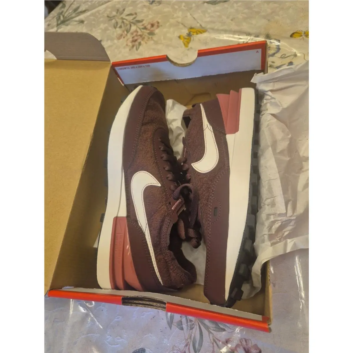 Nike shoes - W NIKE Waffle One SE - DQ5141-600 - Burgundy (UPC: 0196152011084) 5