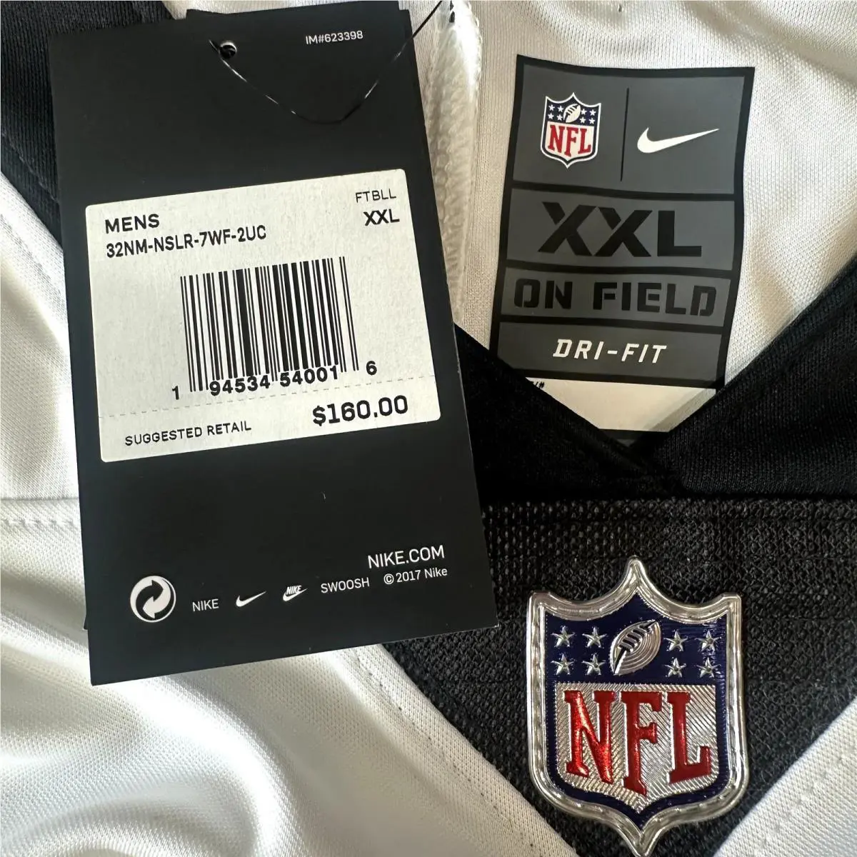 Nike clothing - White 2