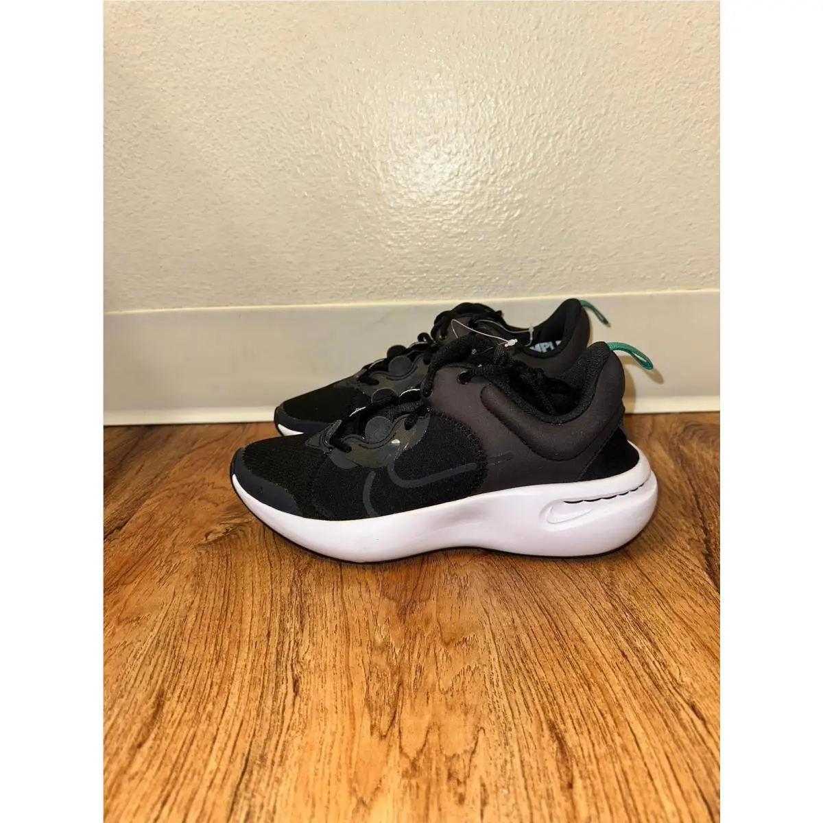 Nike shoes - Black 1