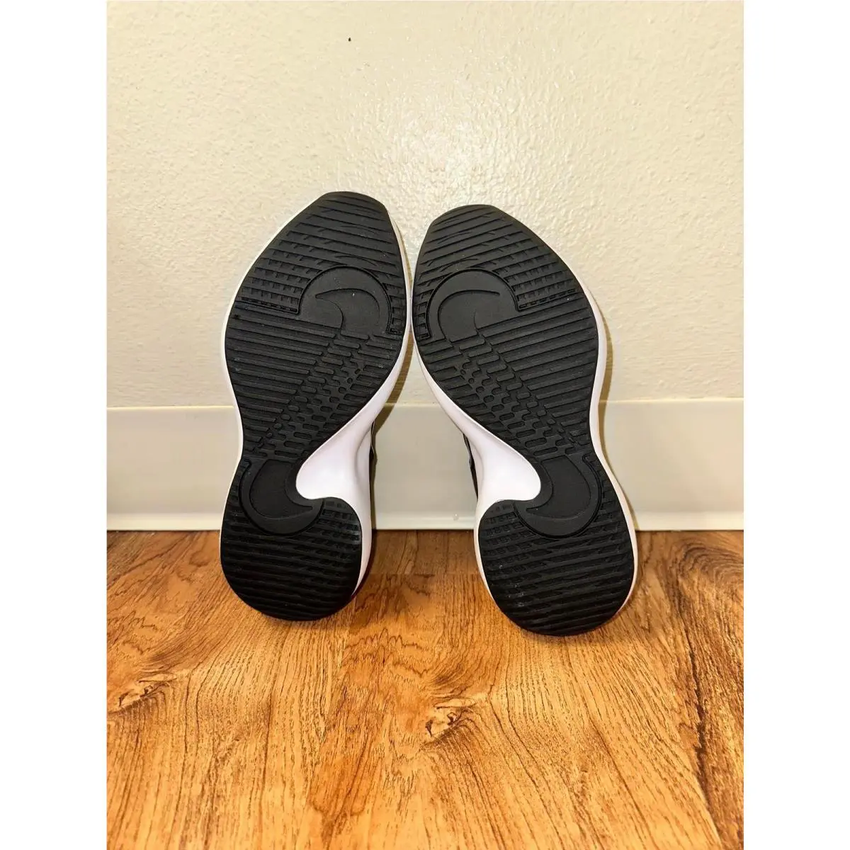 Nike shoes - Black 3