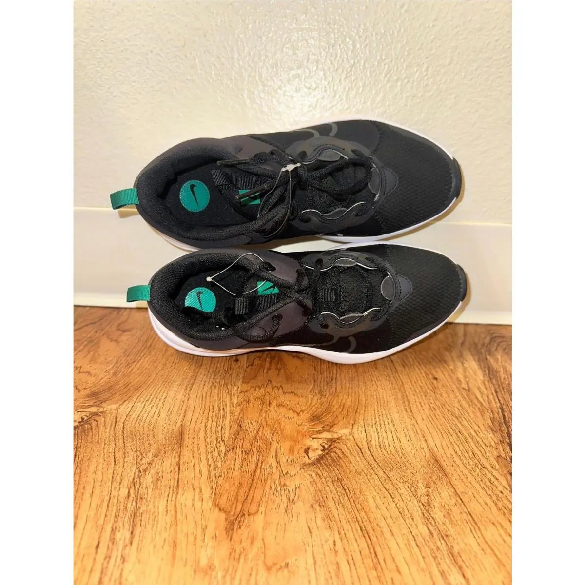 Nike shoes - Black 4
