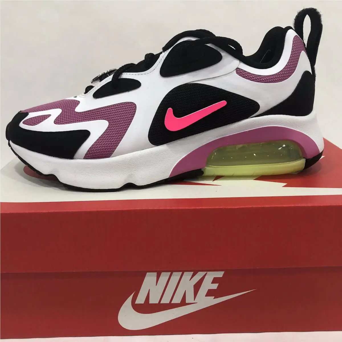 Nike shoes - Air Max 200 - Air Max - CU4745-001 - Black/Hyper Pink 3