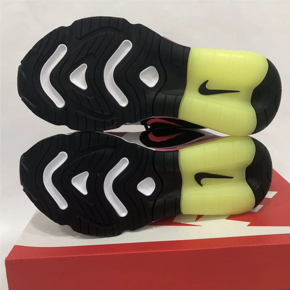 Nike shoes - Air Max 200 - Air Max - CU4745-001 - Black/Hyper Pink 5