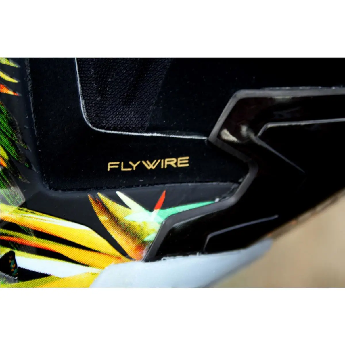 Nike shoes - Nike LeBron 11 - LeBron - 616175-006 - Black/metallic silver/wolf grey/atomic mint (UPC: 091202538521) 9