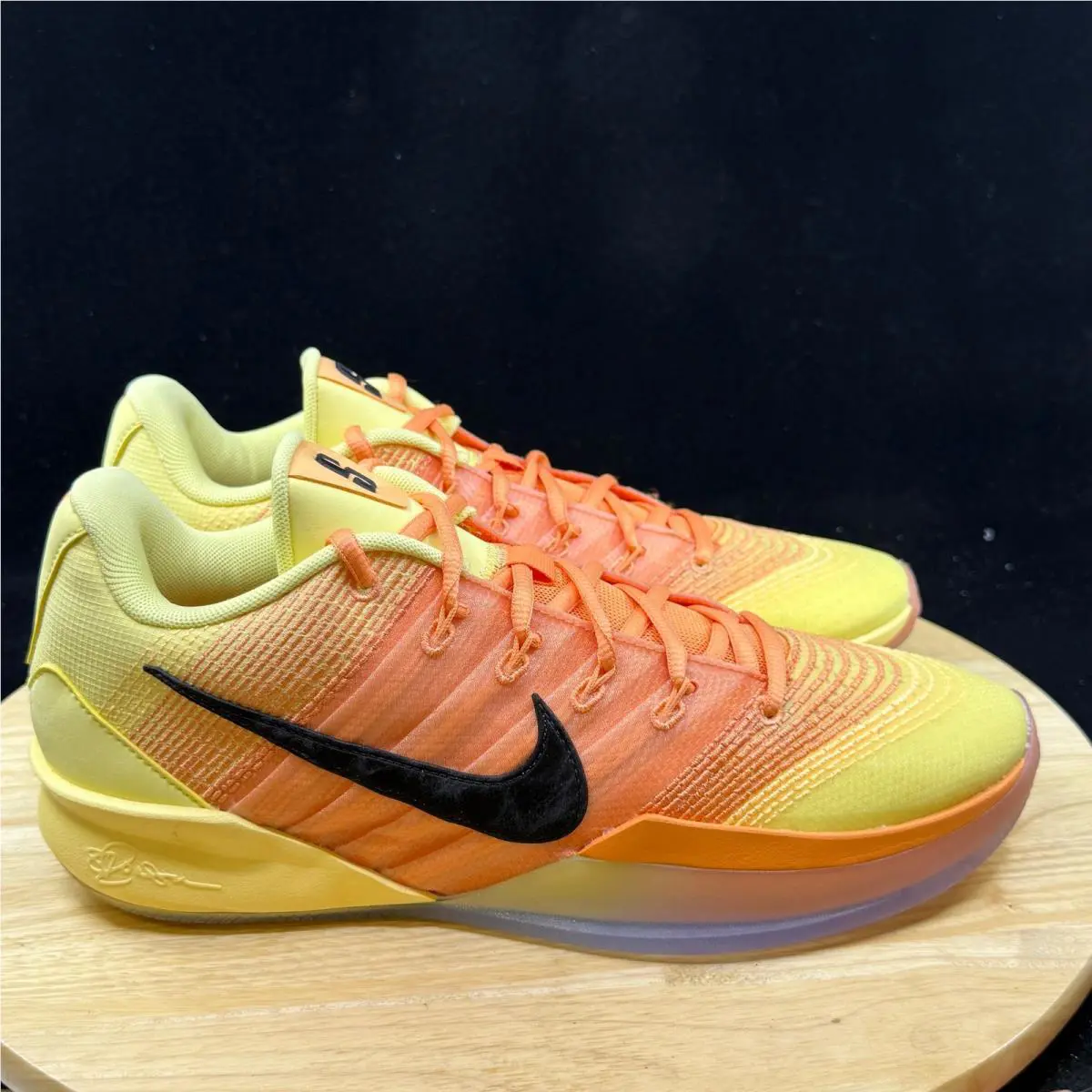 Nike shoes - Yellow 3