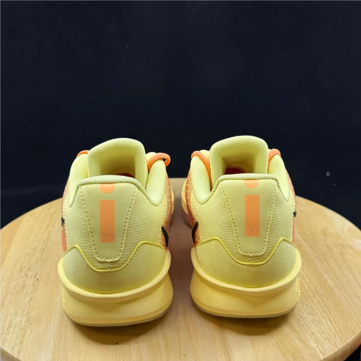 Nike shoes - Yellow 4