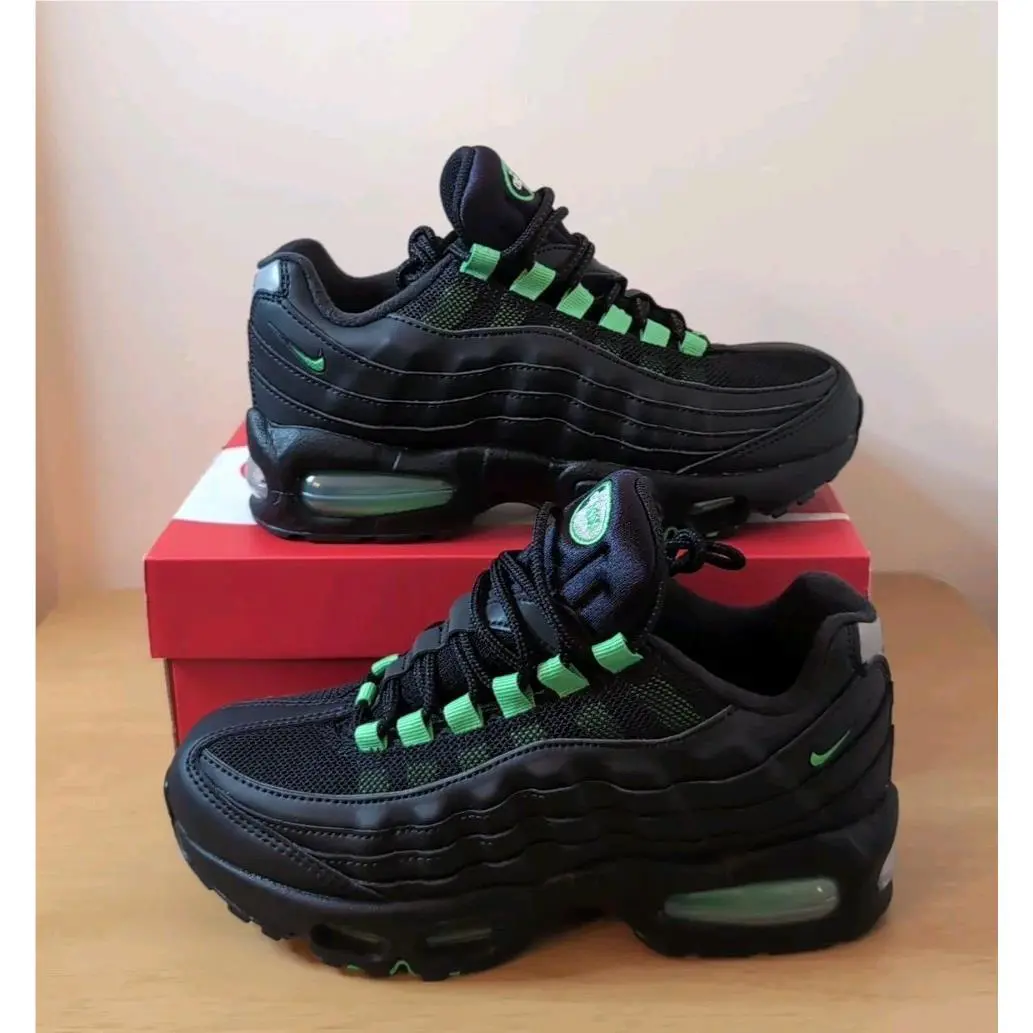 Nike shoes - Nike Air Max 95 - Air Max - Black Green 0