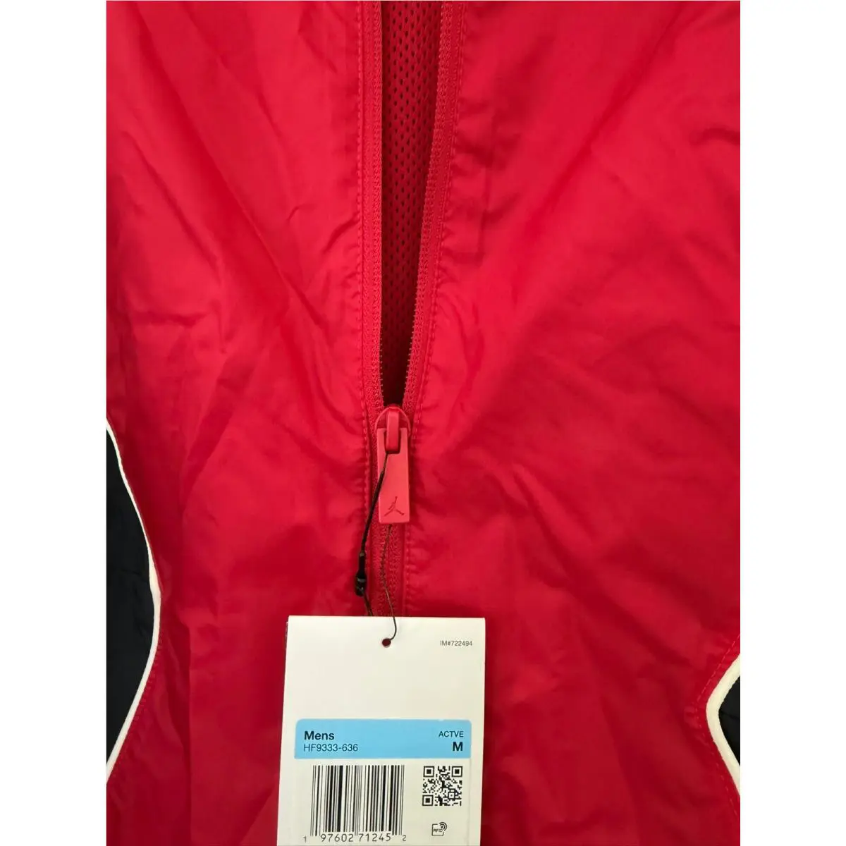 Nike clothing - Red (UPC: 197602712452) 3