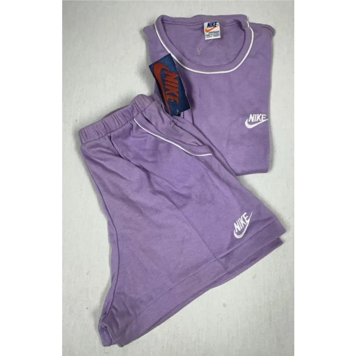 Nike clothing - lavender 4
