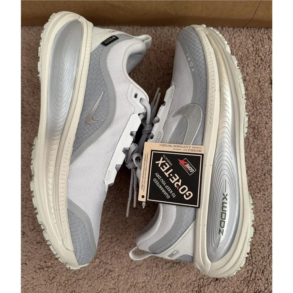 Nike shoes - Nike Vomero 18 - Vomero - HQ7001-003 - Silver 3