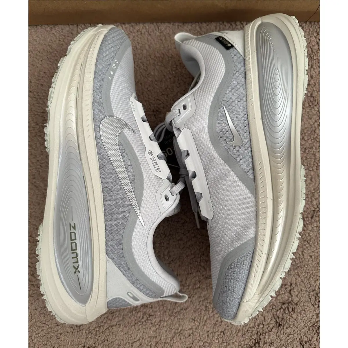Nike shoes - Nike Vomero 18 - Vomero - HQ7001-003 - Silver 4