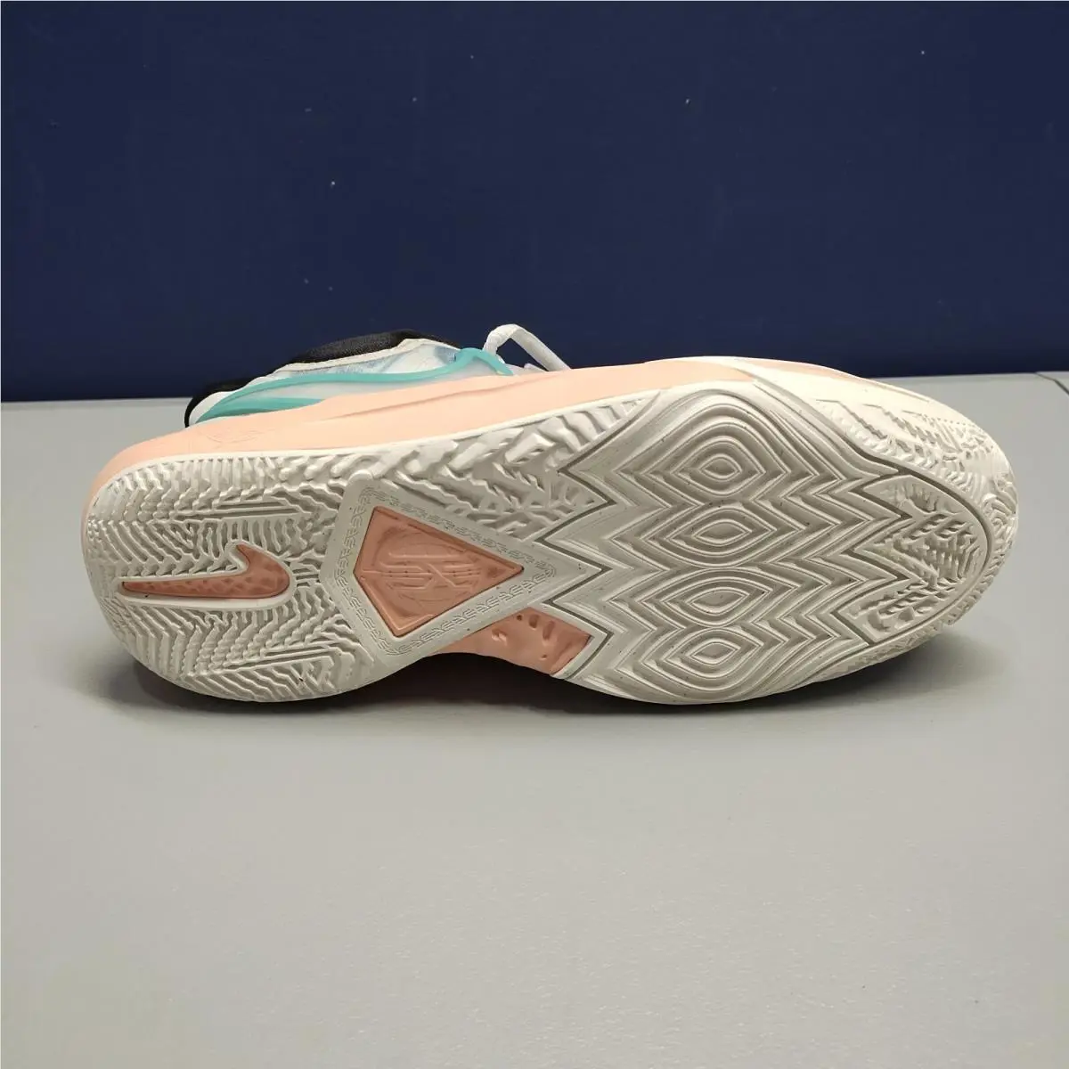 Nike shoes - Nike Kyrie 8 - Kyrie - Photon Dust 6